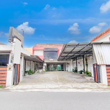 Hotel O Wisma Arya 2 Maguwo Extérieur photo